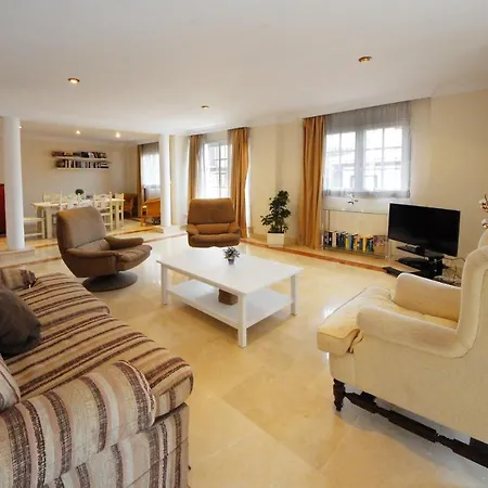 Semesterbostad Penthouse Anky -vivienda Vacacional